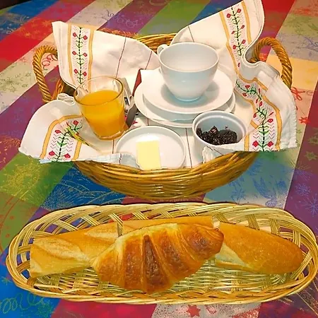 Boizen Couette-café